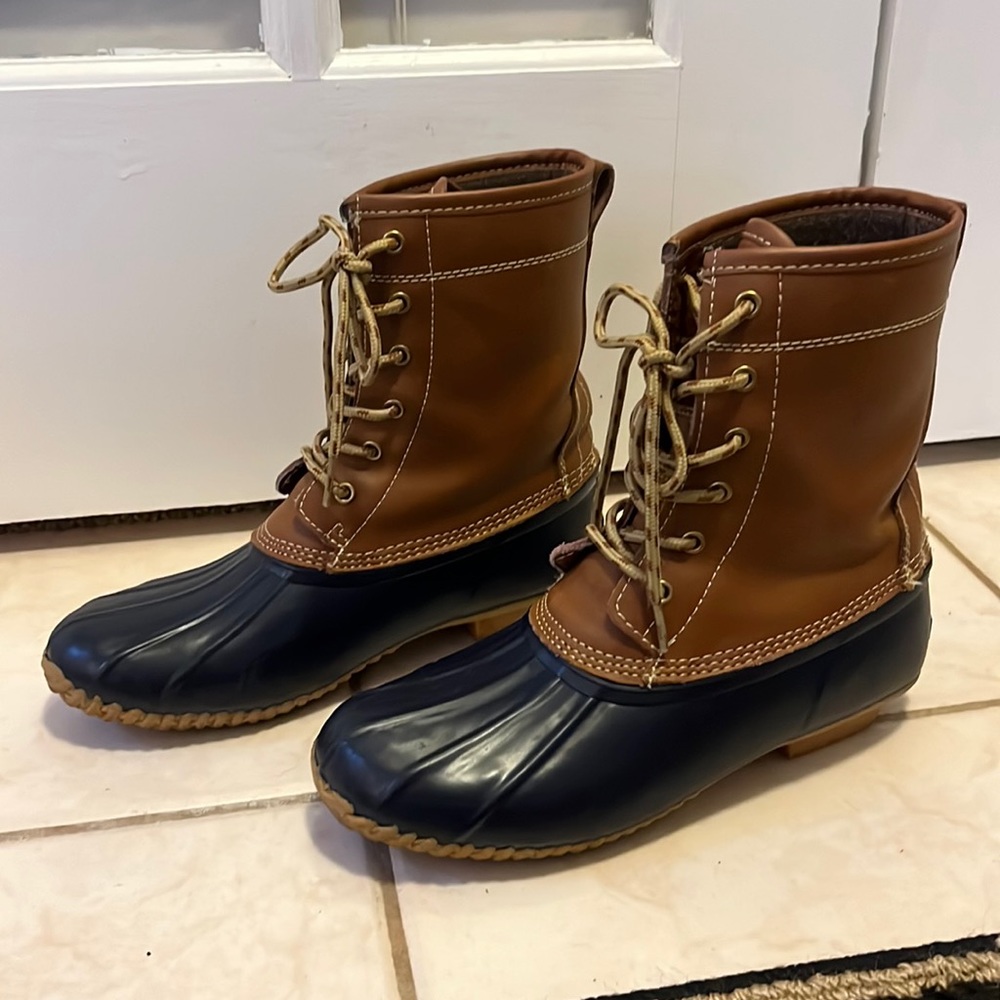 EUC! Khombu Letty Duck Boots!